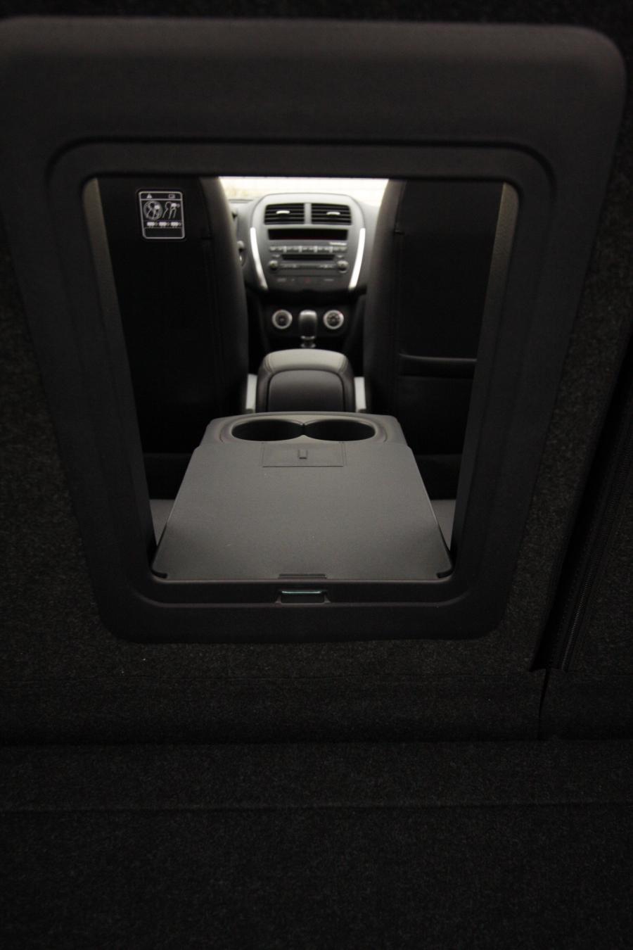  Mitsubishi ASX 2010 года  (фото 21 из 82)